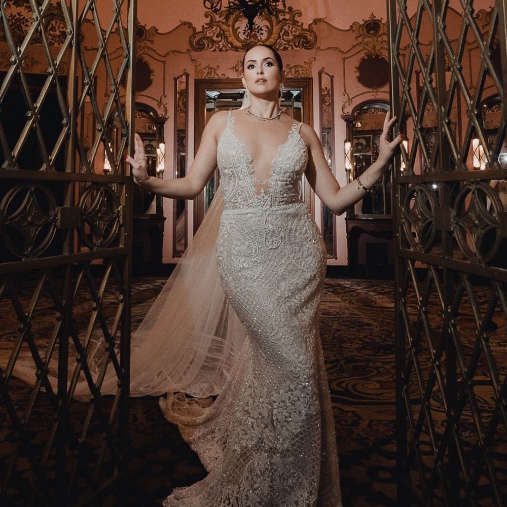 Galia Lahav Gown 1009- Custom Split Sizing for Big Booty Women! 4/6/8